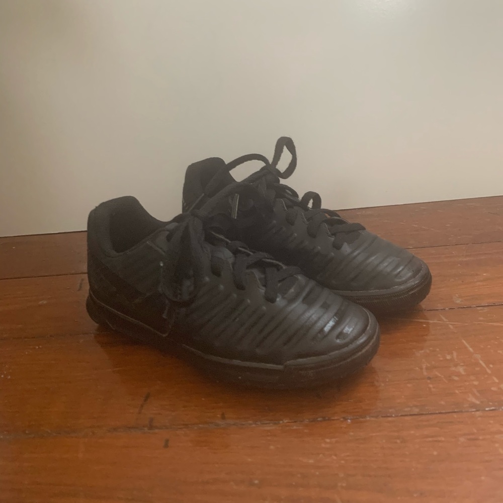 Size 11C little boy Nike tempos